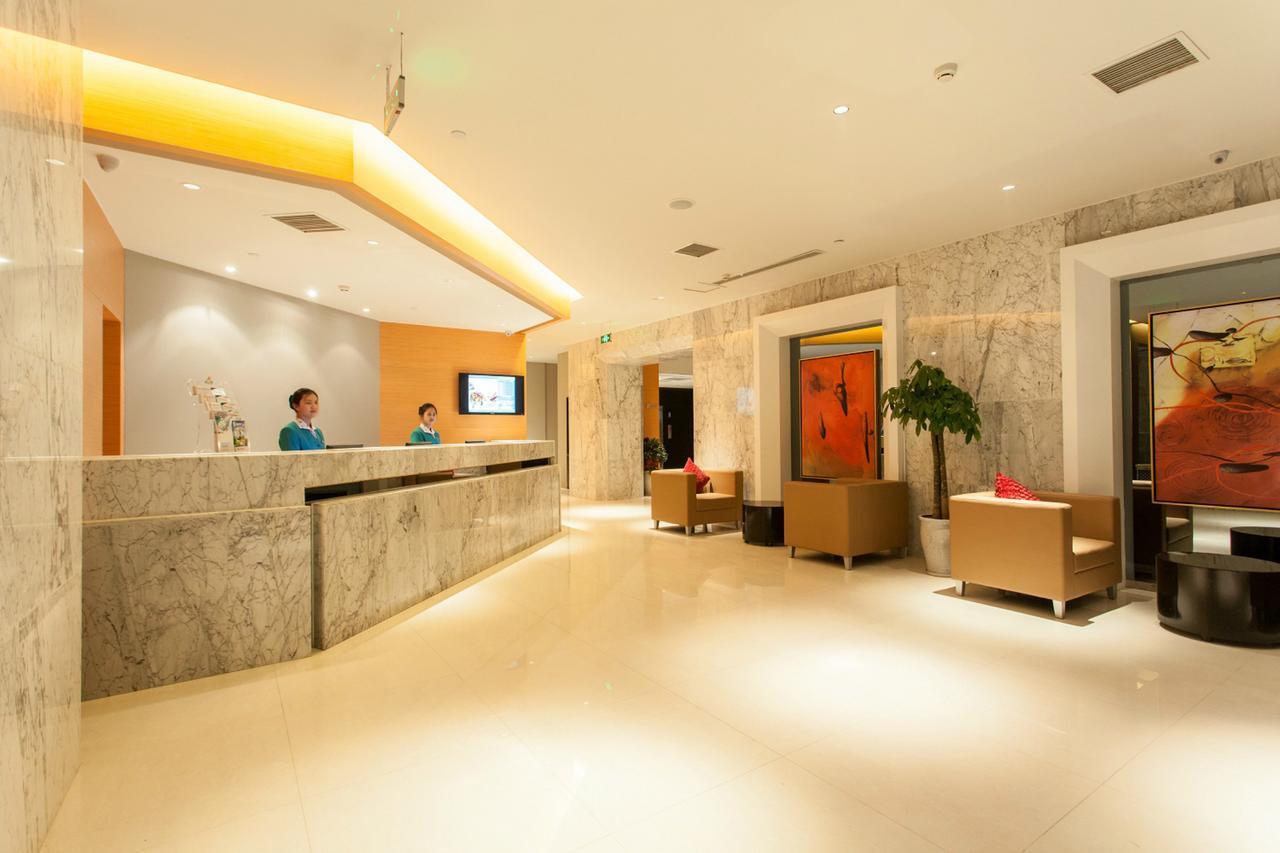 Magnolia Business Hotel Xining Railway Station Grand Cross Mojia Street Zewnętrze zdjęcie