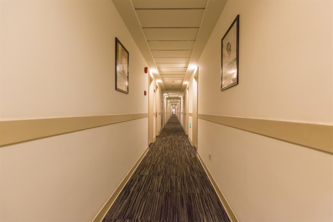 Magnolia Business Hotel Xining Railway Station Grand Cross Mojia Street Zewnętrze zdjęcie